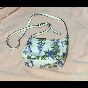 Floral cross body puse🌺